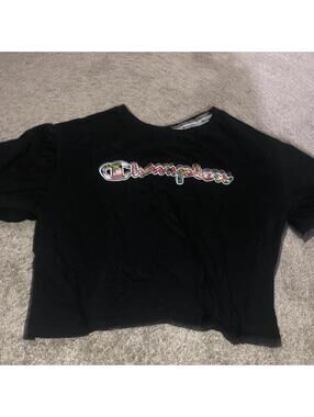 Champion Women's Black Crop-top